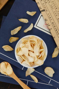 干百合中藥材圖片素材 滋補養(yǎng)生與餐飲設計的完美融合